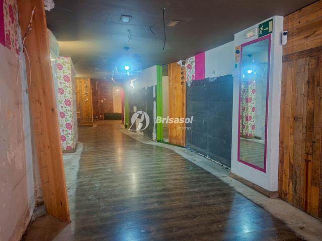 Reus-Local comercial de alquiler zona centro photo 0