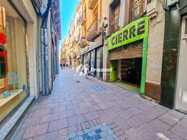 Reus-Local comercial de alquiler zona centro photo 0