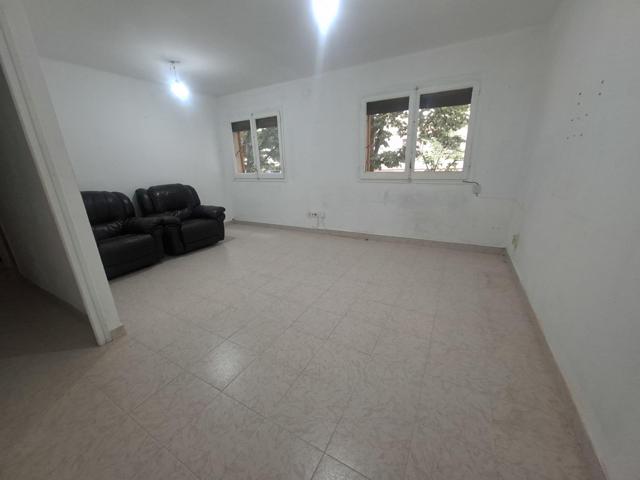 Reus-Piso en venta de 2 habitaciones zona centro photo 0