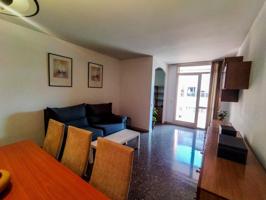Reus - Piso en venta de 4 habitaciones en la zona Riera Aragón photo 0