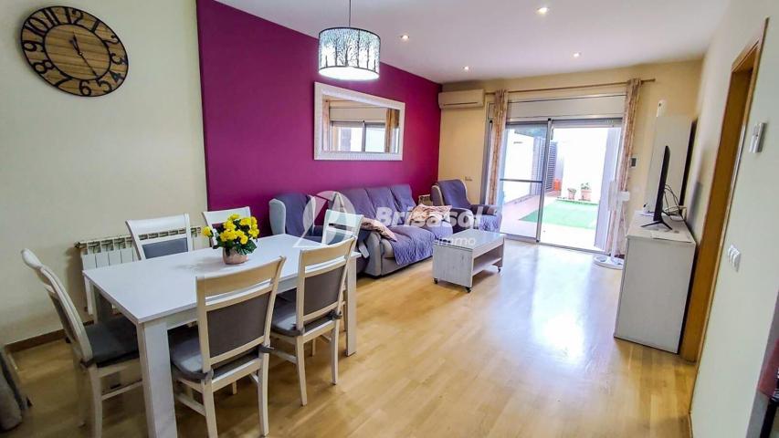 El Morell-Adosado en venta de 4 habitaciones photo 0