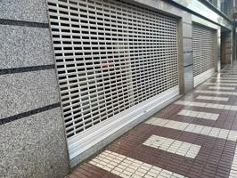 AMPLIO LOCAL COMERCIAL EN LA ZONA CENTRO DE CASTELLÓN photo 0