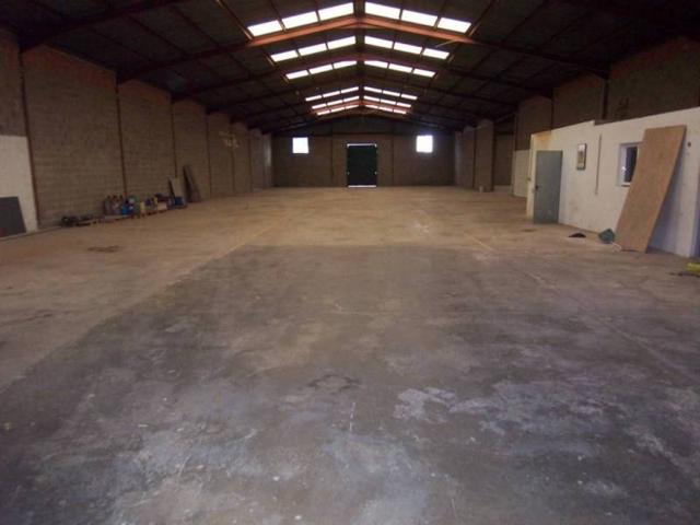NAVE INDUSTRIAL EN VENTA, ZONA MERCADO DE ABASTOS photo 0