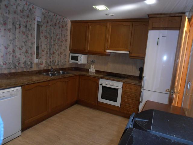 PRECIOSO ADOSADO EN VENTA EN ALMAZORA photo 0