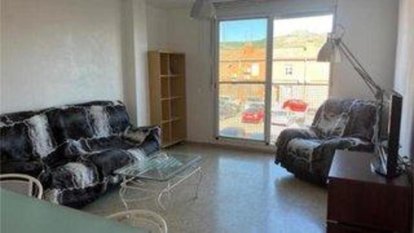 Venta de Piso en Castellón, Ideal para Familias o Inversores photo 0