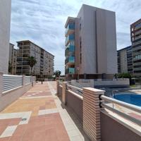 MAGNIÍFICO APARTAMENTO DE TRES DORMITORIOS CON PARKING Y PISCINA photo 0