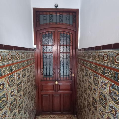 CASA DE DOS PLANTAS EN CASTELLÓN, LISTA PARA ENTRAR A VIVIR photo 0