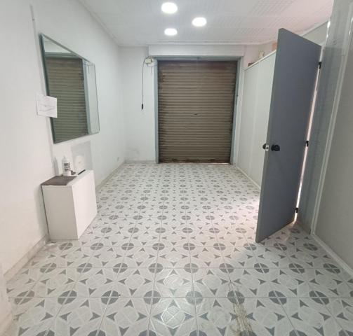 LOCAL ESQUINERO EN ALQUILER, ZONA AV. ALMAZORA photo 0