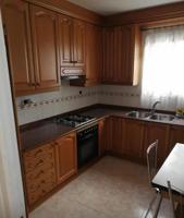 ¡Tu nuevo hogar te espera! Piso luminoso, completamente equipado y a tan solo 5 minutos del centro photo 0