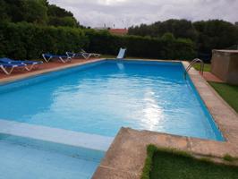 Bonito chalet apareado con piscina comunitaria en Canutells photo 0