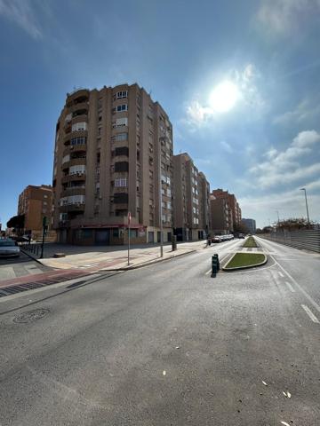 4 DORMITORIOS + PLAZA DE GARAJE Y TRASTERO EN ALMERÍA - NUEVA ANDALUCIA photo 0
