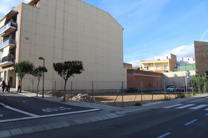 TERRENO EDIFICABLE EN EL CENTRO photo 0