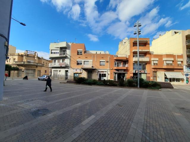 EDIFICIO PLURIFAMILIAR EN RENTABILIDAD photo 0