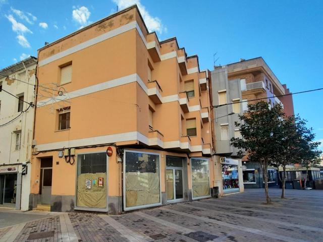 EDIFICIO CON 2 VIVIENDAS Y LOCAL COMERCIAL photo 0