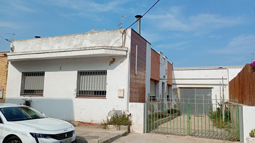CASA EN DELTEBRE CON GARAJE photo 0