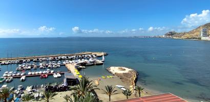 Impresionante Piso en Playa Albufereta con Vistas Panorámicas al Mar photo 0