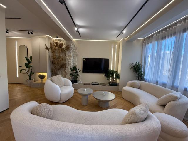 🏡 Exquisito Apartamento de Diseño en el Centro de Alicante Vistas Únicas al Castillo🌟 photo 0