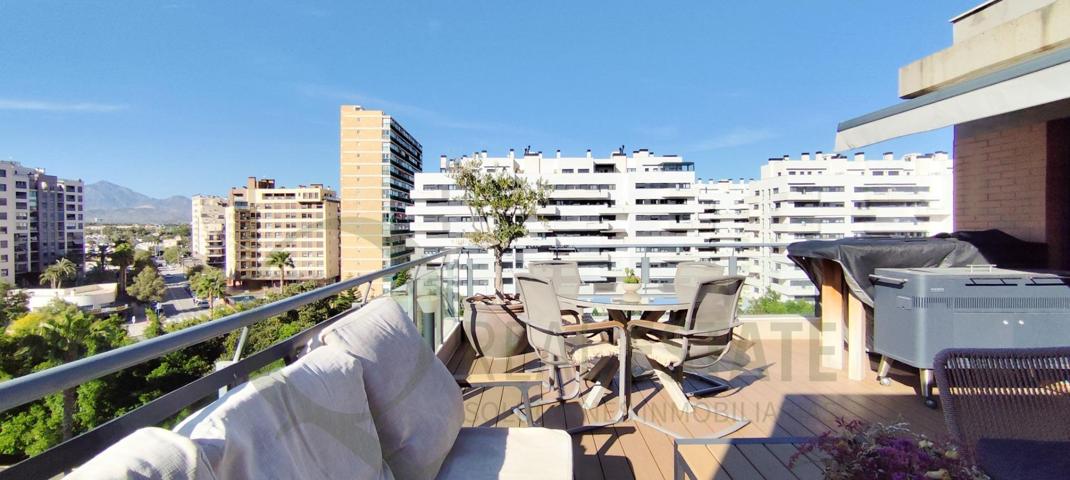 Amplio piso de 3 dormitorios en urbanización de lujo en PAU 5, Playa de San Juan photo 0