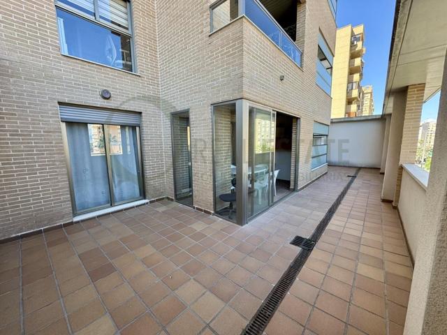 Piso en Avenida Condomina – Playa de San Juan | Comodidad, ubicación y amplitud photo 0