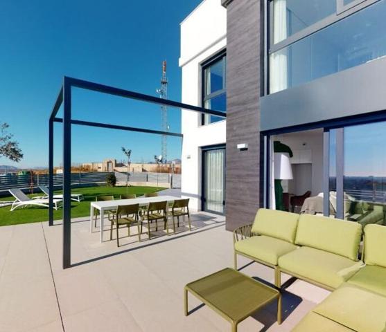 Exclusivo chalet independiente en Mutxamel con parcela privada y piscina photo 0