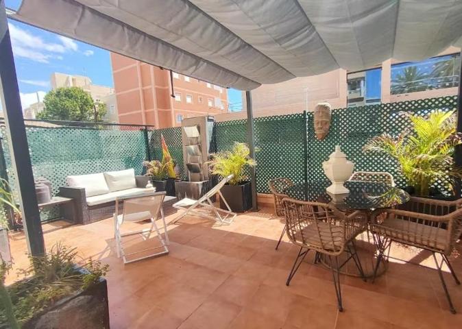 Planta baja con gran terraza en Playa Muchavista – El Campello photo 0