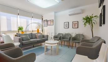 Vivienda Única en el Centro de Alicante: Dos Pisos Unidos con Infinitas Posibilidades. photo 0