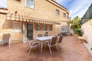 ADOSADO ESPACIOSO EN EL CABO DE LAS HUERTAS, ALICANTE photo 0