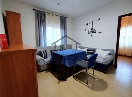 Apartamento de dos dormitorios en plena zona centro, totalmente reformado y bien equipado. photo 0