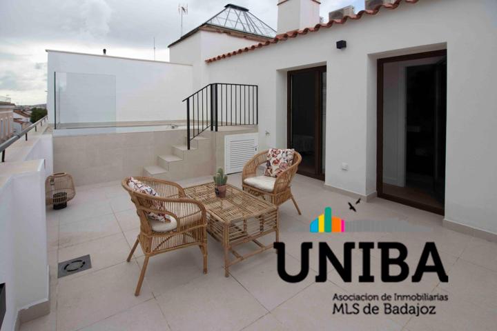 ¡¡¡¡¡¡VIVIENDA COMPLETAMENTE NUEVA A ESTRENAR CON PISCINA EN EL CASCO ANTIGUO!!!!! photo 0
