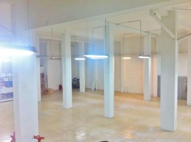 Local comercial gran dimensión, diáfano en Campoamor photo 0