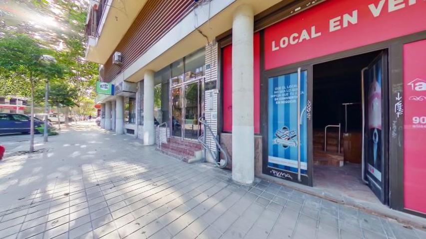 Local en plena Avenida Eusebio Sempere photo 0