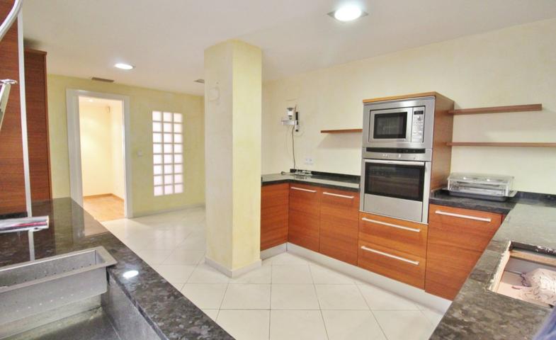 Maravillosa vivienda junto al Corte Inglés. Ahora en oferta. Llámanos. photo 0