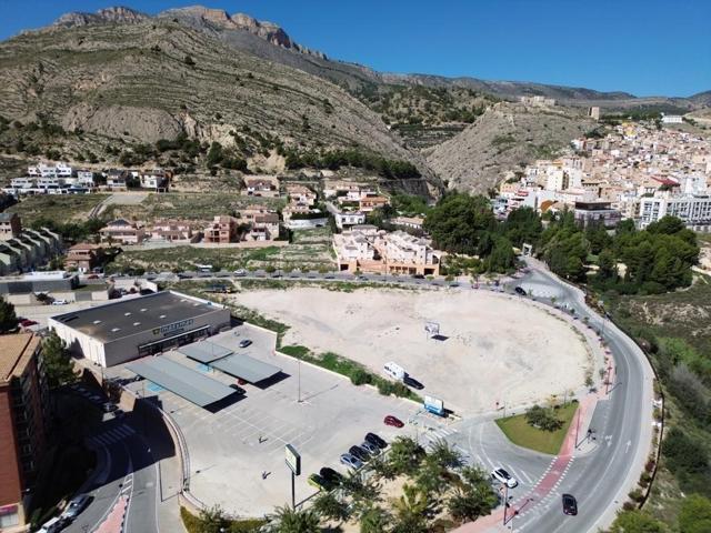 Sensacional suelo urbano con uso residencial o terciario photo 0