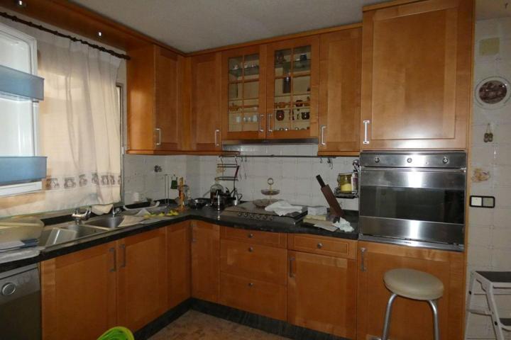 VENTA DE PISO + LOCAL photo 0