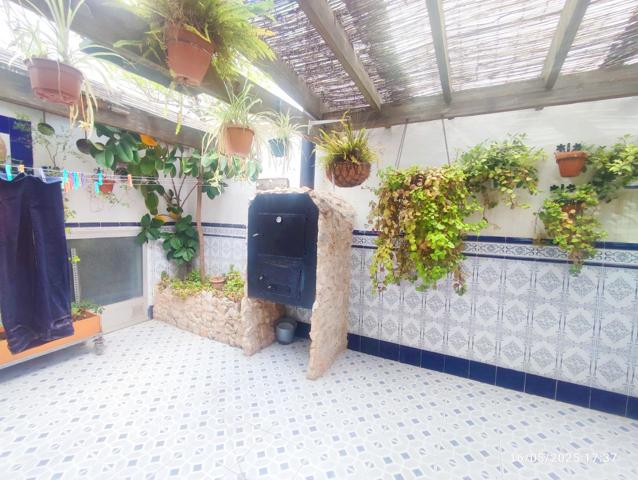 EXCLUSIVA EN CASTALLA!! PRECIOSA CASA CON PATIO PRIVADO Y GARAJE TOTALMENTE REFORMADA photo 0