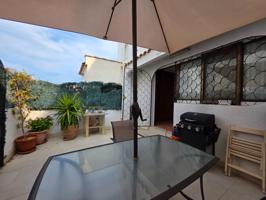 FANTASTICO BUNGALOW EN URB. ALKABIR photo 0
