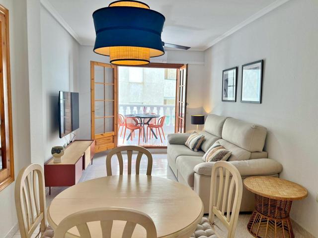 Excelente oportunidad en Santa Pola: encantador piso con terraza a 50 m del mar photo 0