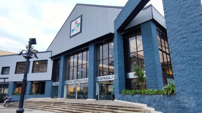 Tu negocio en Centro Empresarial, Gran Zoco Santander photo 0