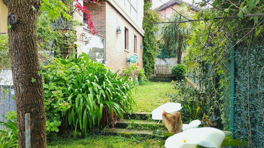 Chalet pareado con jardín en Boo de Piélagos photo 0