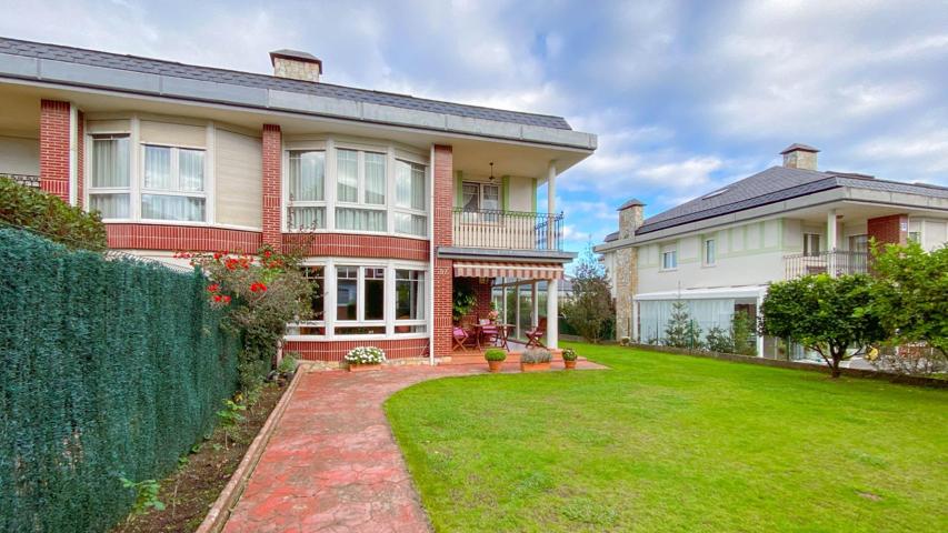 ESPECTACULAR ADOSADO EN SANTA CRUZ DE BEZANA - CALIDAD Y UBICACIÓN PRIVILEGIADA 🏡✨ photo 0