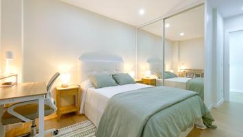 Impecable Piso Reformado con baños privados en Cuatro Caminos 🏡✨ photo 0