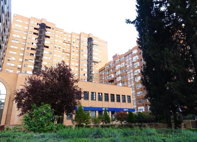 STUDIO HOME MADRID OFRECE piso de 127 m2 exterior, en urbanización privada. photo 0