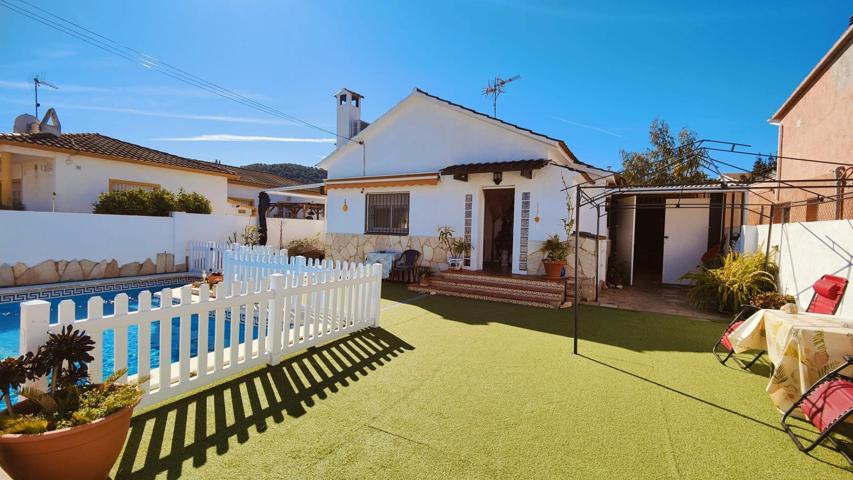 Casa a cuatro vientos con piscina en La Papiola photo 0