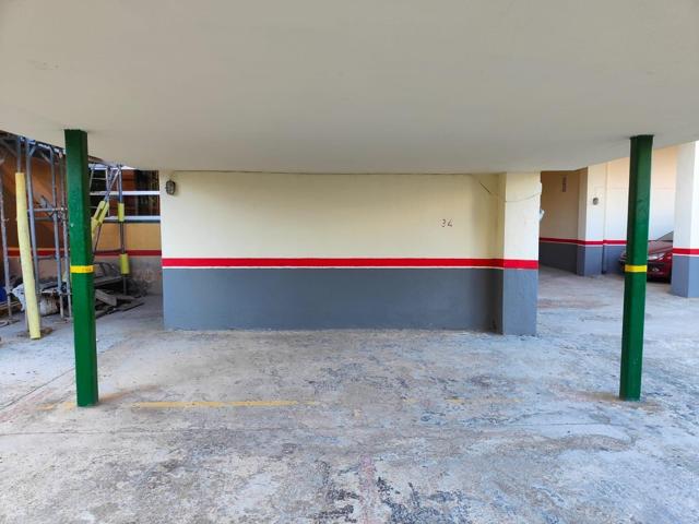 Plaza de parking en Paseo Marítimo photo 0