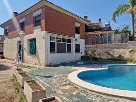 OPORTUNIDAD CASA A 4 VIENTOS EN SEGUR DE CALAFELL photo 0