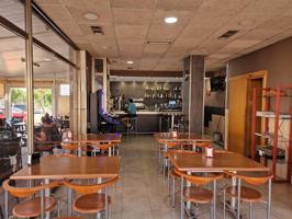 Bar - Restaurante esquinero en Cunit photo 0