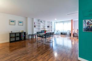 ¿Te gustaría vivir en un piso con espacios amplios y luminoso? Vivienda libre photo 0