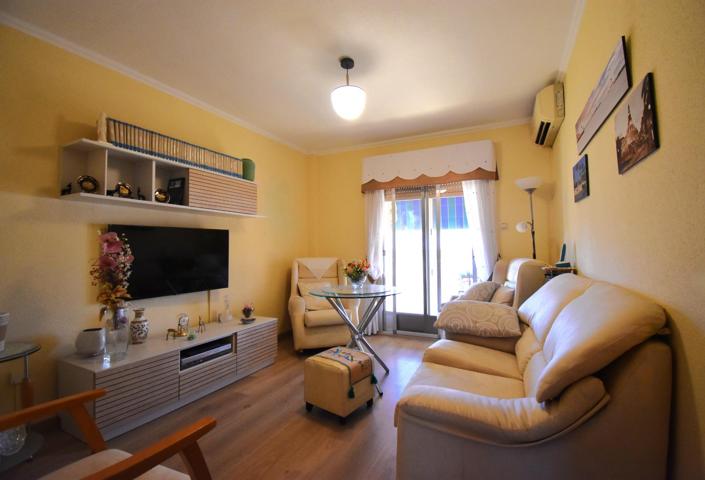 PISO EN VENTA, CALLE RAMON Y CAJAL (CARTAGENA) photo 0