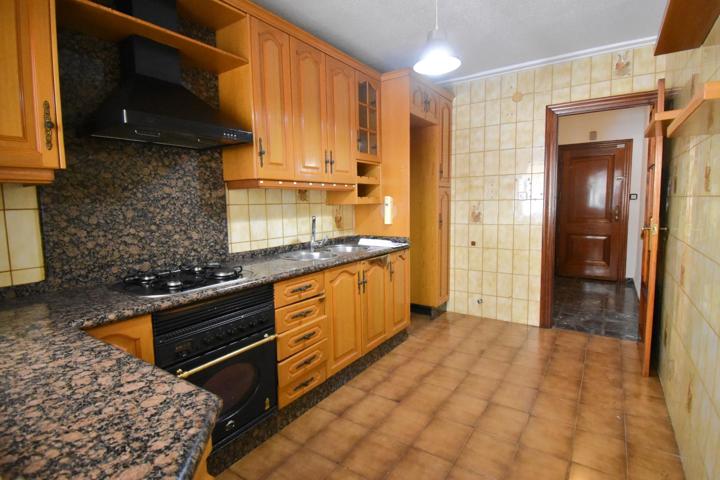 BAJO DE PISO EN VENTA, URBANIZACION MEDITERRANEO photo 0