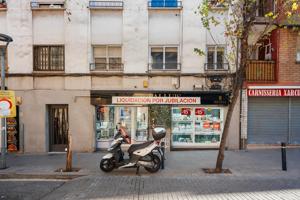 Local en Calle Mare de Deu de Lorda – Trinitat Vella photo 0